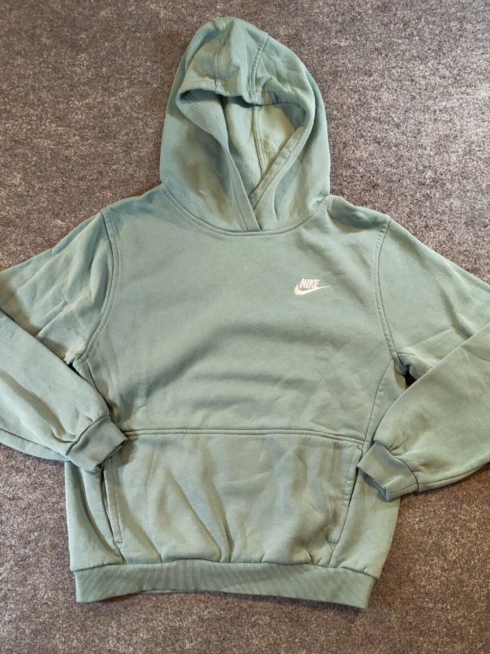 Nike Light Green Hoodie – Men’s XL